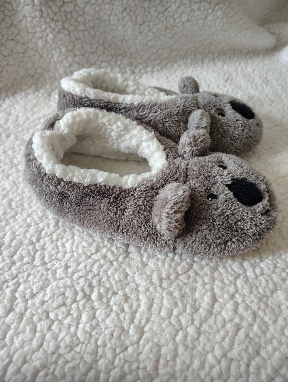 ☀️5/$25☀️ Snoozies! Cozy Size Small Koala Bear Slippers - Picture 3 of 9
